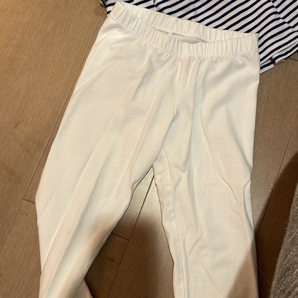 Nautica outfit for a little girl 4t - Picture 2 of 3